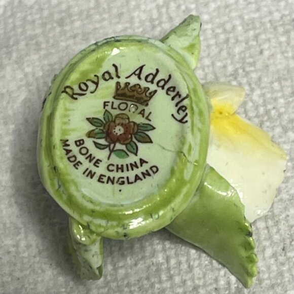 VTG ONE Adderley Floral Bone China Place-Name Card Holder Yellow England 1.5" - Picture 6 of 14